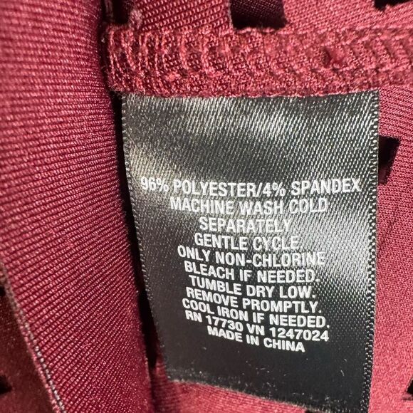 Burgundy wine laser cutout aline dress size medium - Picture 6 of 7